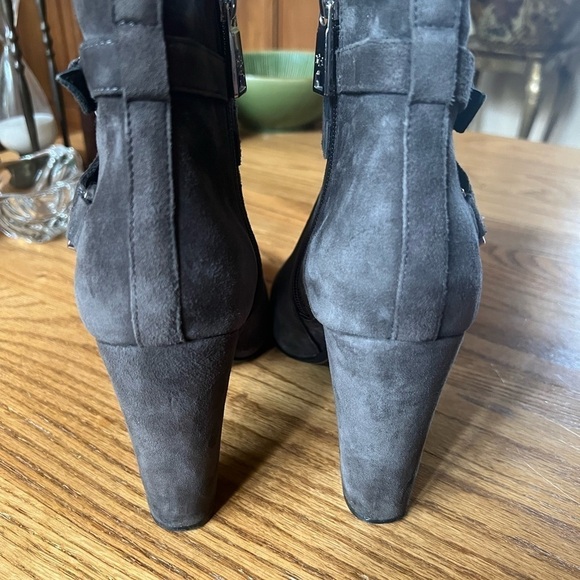 LAUREN RALPH LAUREN VIANCA BOOTIE size 10 - Picture 5 of 9
